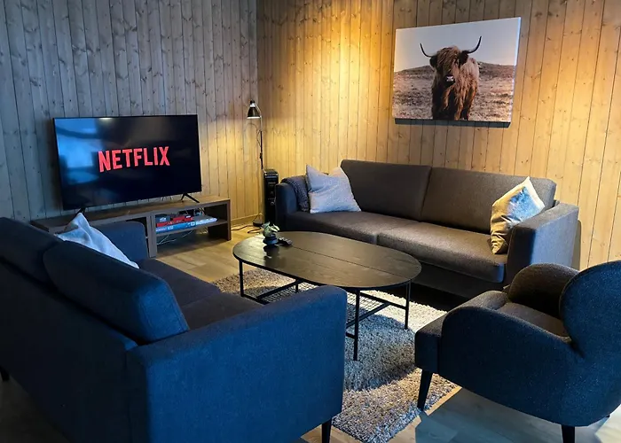 Skaidi - Modern Luxury - 6 Beds *